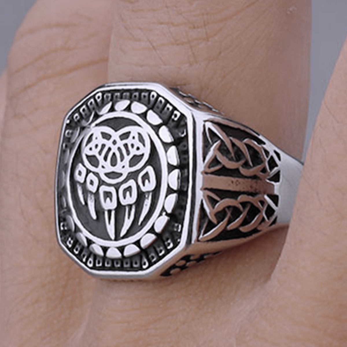Nordic Viking Wolf Claw Titani - đánh giá và giá Men'S Accessories Hand Bands
