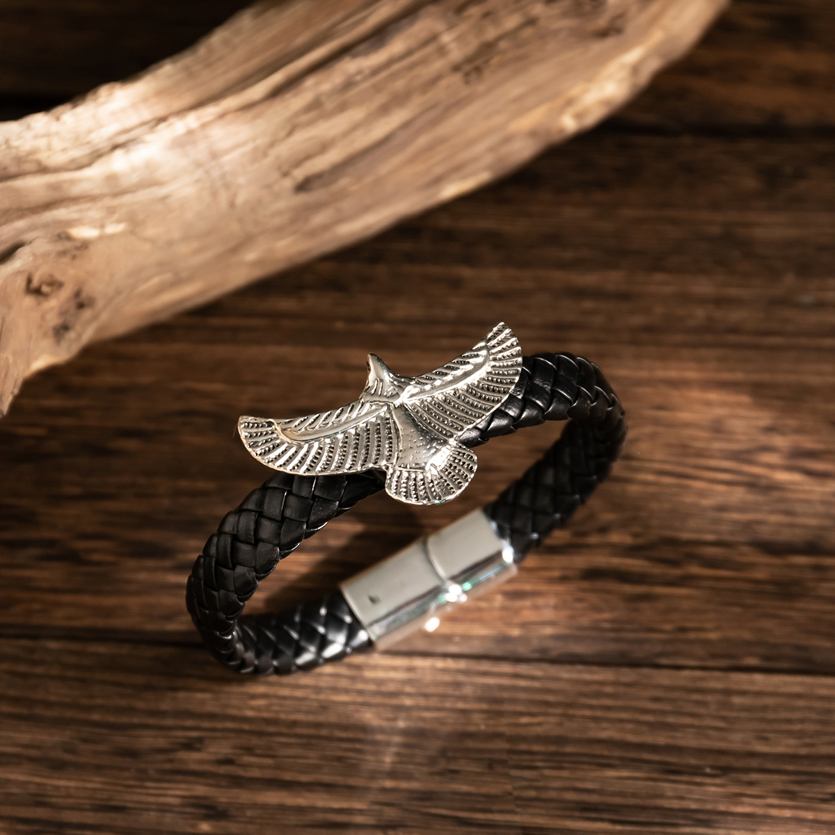 Fashion Eagle Bracelet for Men - đánh giá và giá Men'S Accessories Hand Bands