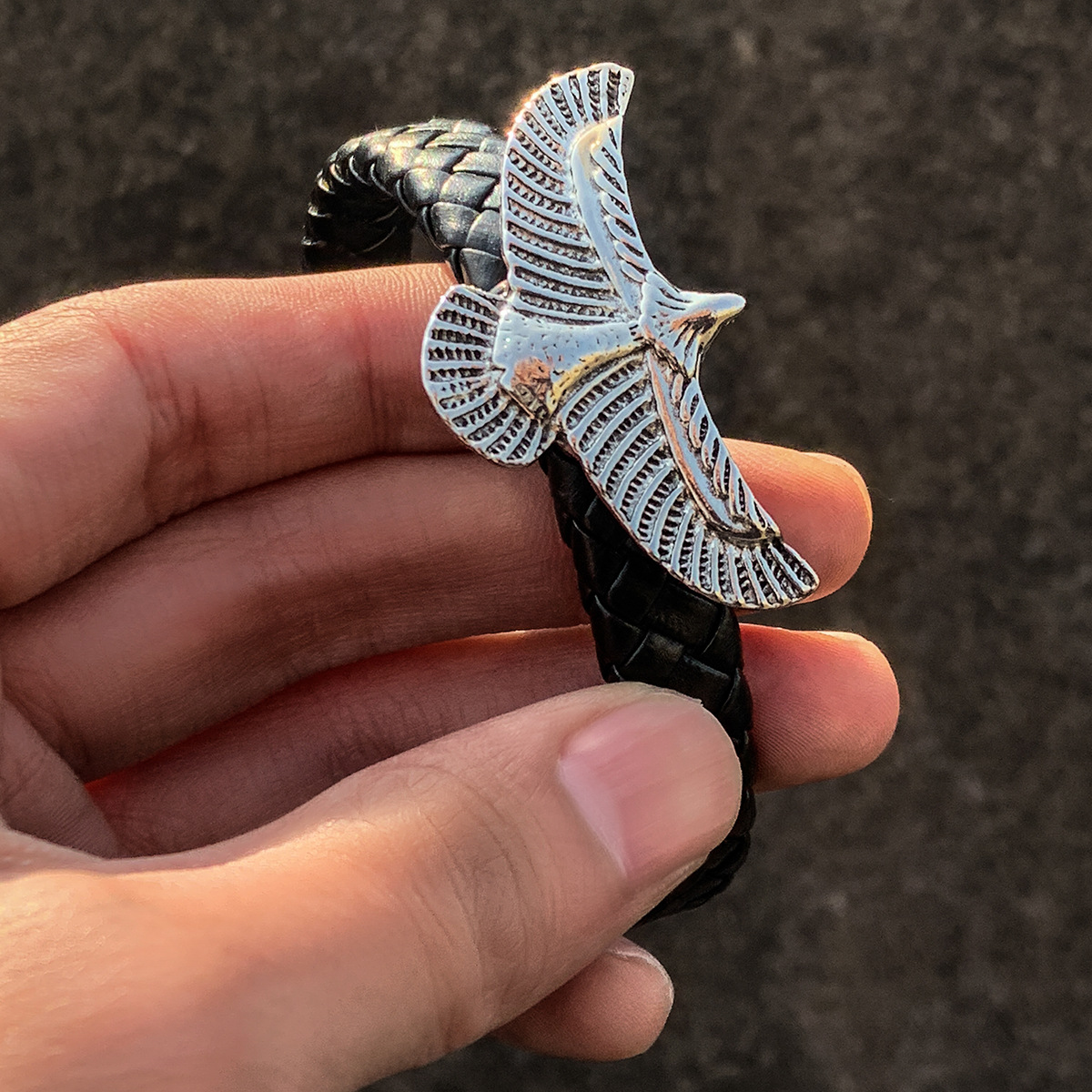 Fashion Eagle Bracelet for Men - đánh giá và giá Men'S Accessories Hand Bands