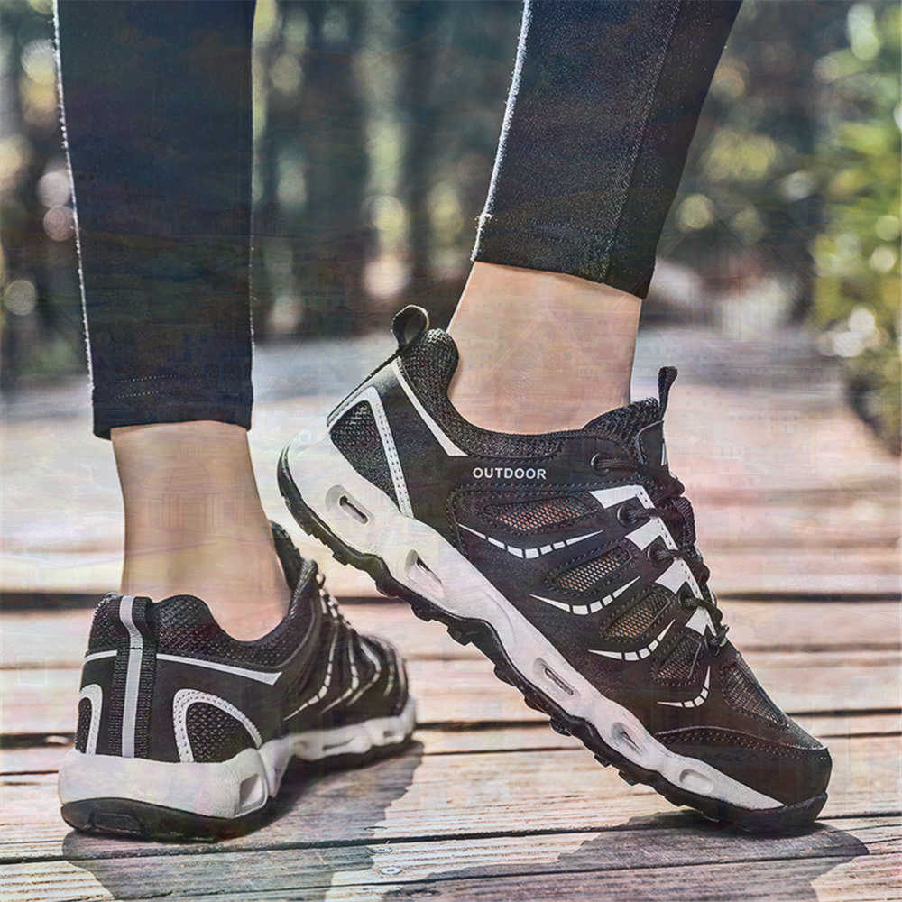 Sumer Round Tip Silver Sneaker - đánh giá và giá Men Accessories Tips