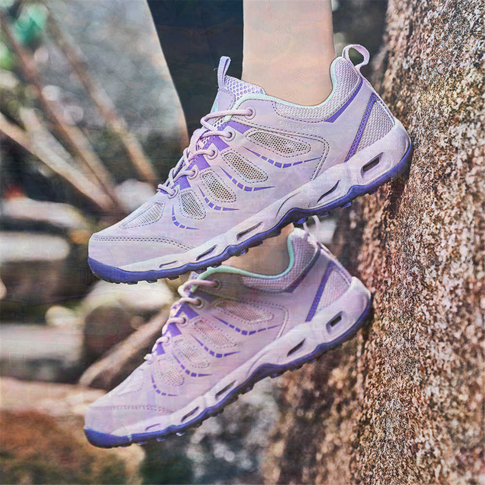 Sumer Round Tip Silver Sneaker - đánh giá và giá Men Accessories Tips